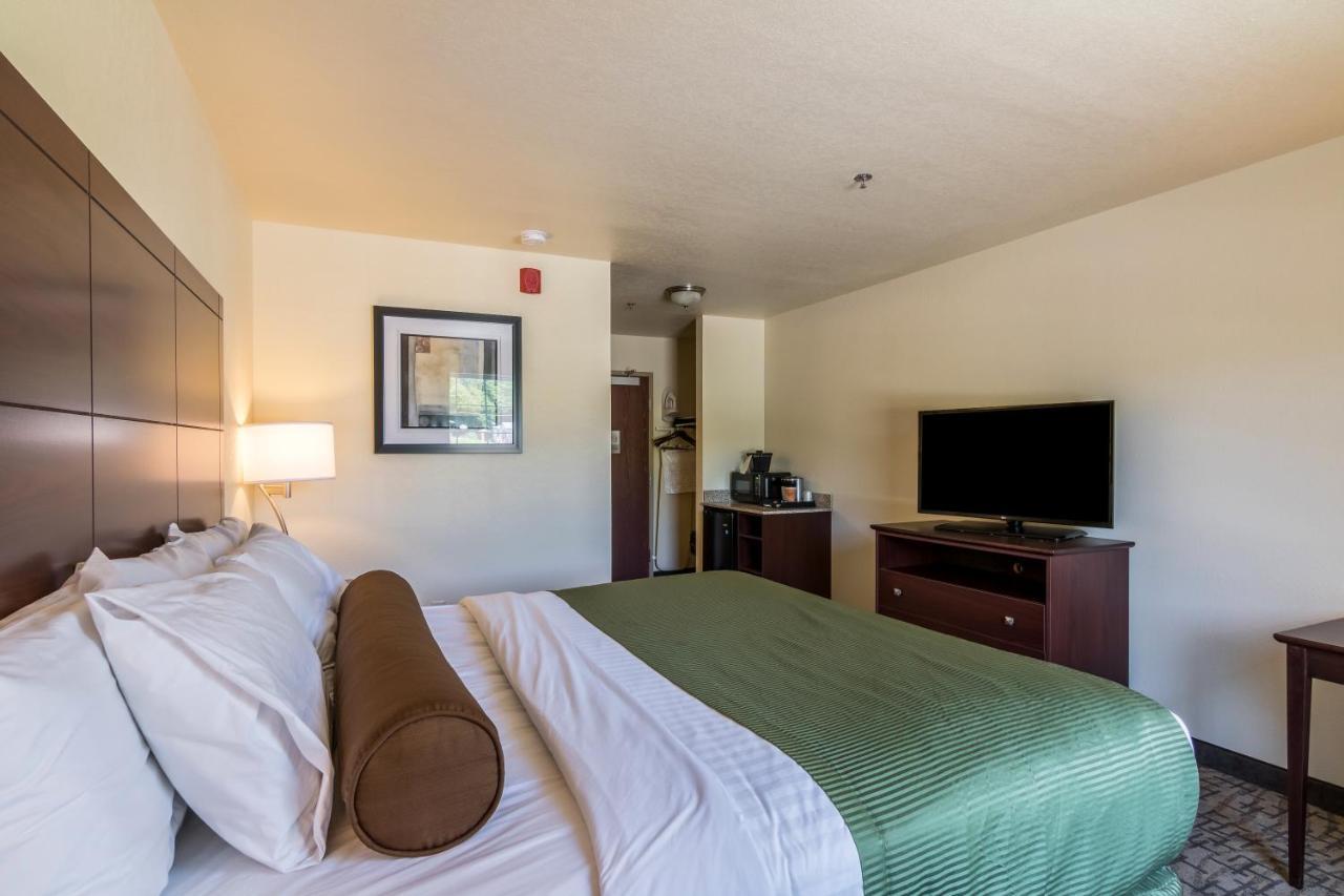 Cobblestone Inn & Suites - Barron Esterno foto