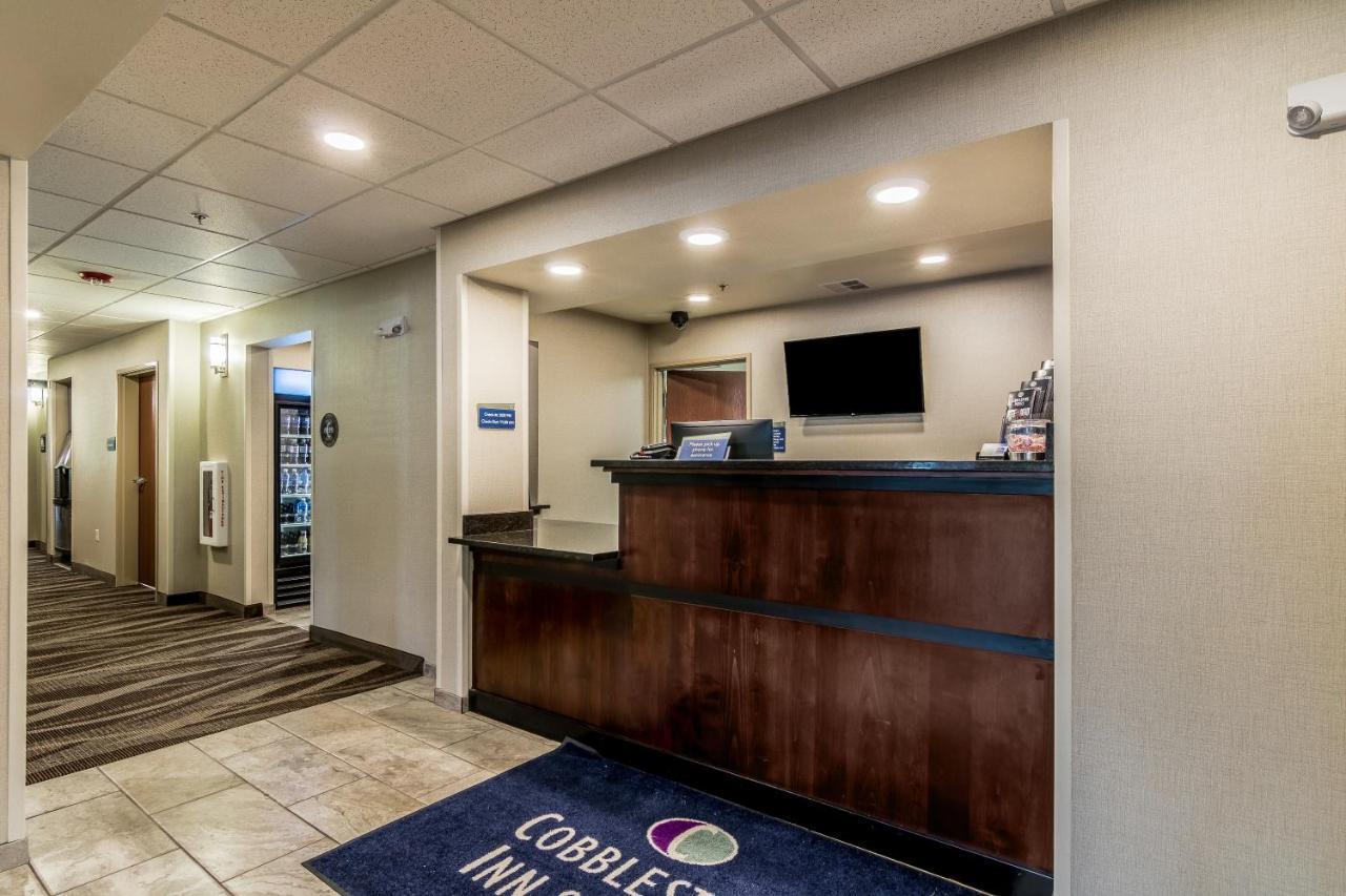 Cobblestone Inn & Suites - Barron Esterno foto